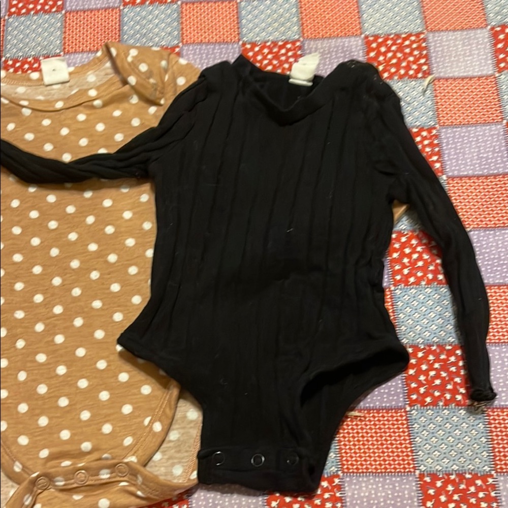 Polka Dot and Black Long Sleeve Baby Onesies - Picture 3 of 5